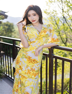 《高挑人妻无奈张开腿-小早川伶子》