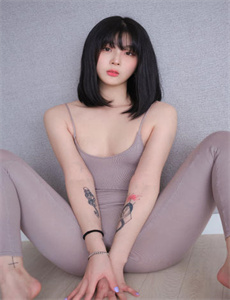 《偷拍女人浴室洗澡在线观看-海贼王罗宾同人h》